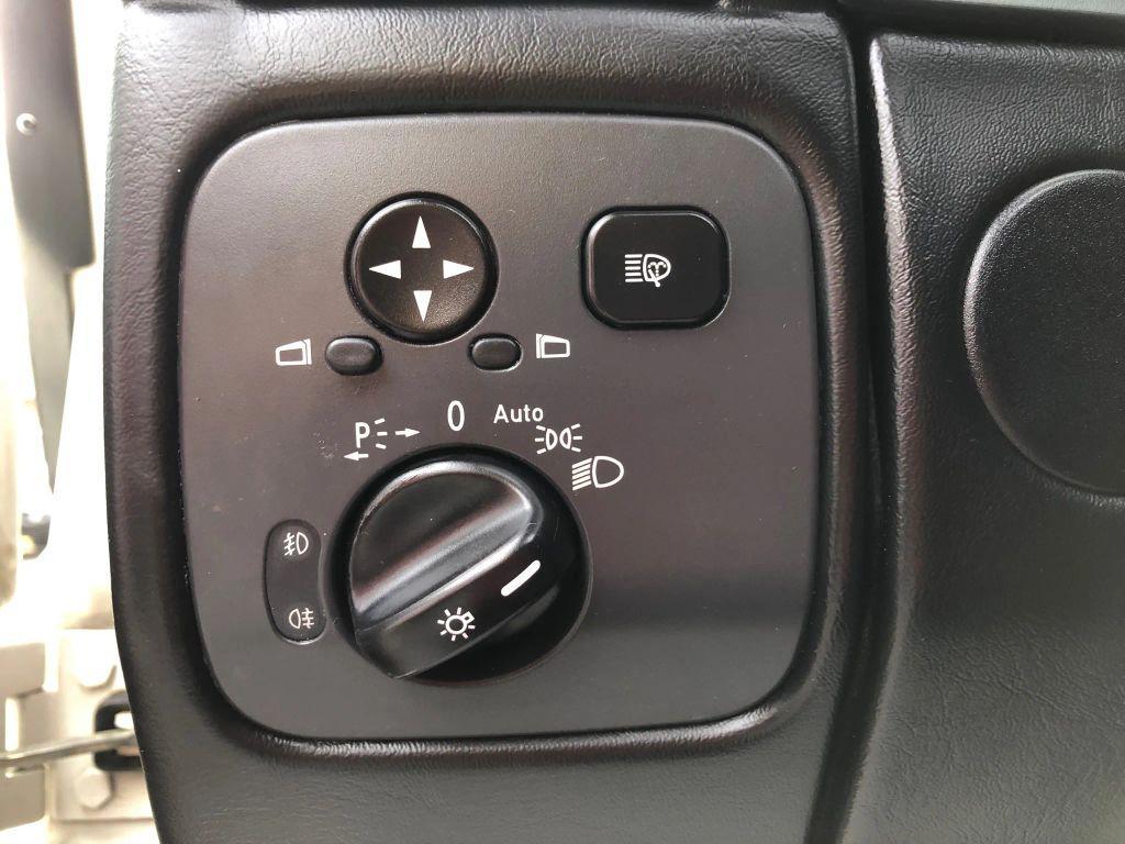 used 2009 Mercedes-Benz G-Class car, priced at $39,999