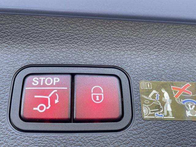 new 2026 Mercedes-Benz GLS 450 car, priced at $100,915