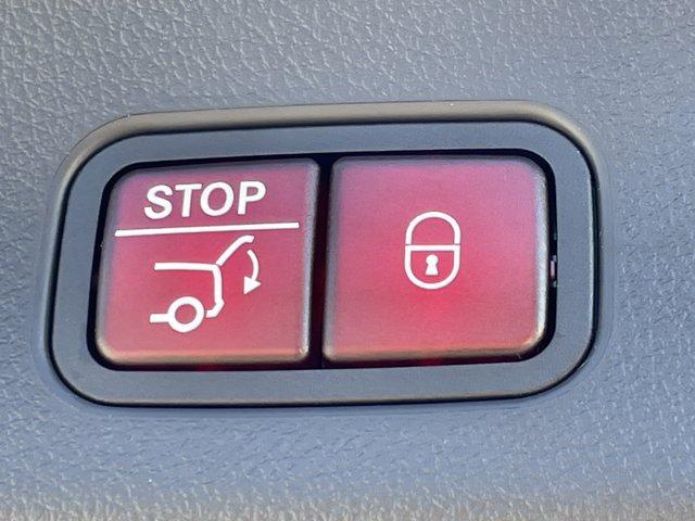 new 2026 Mercedes-Benz GLC 300 car, priced at $55,640