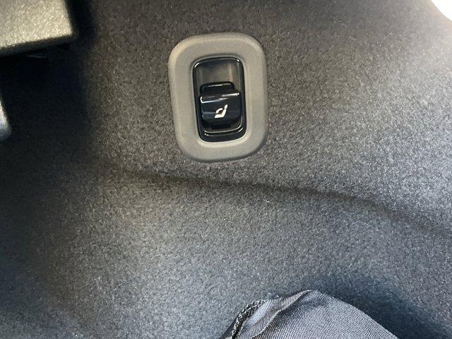 new 2026 Mercedes-Benz AMG CLE 53 car, priced at $99,830