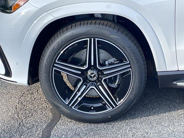 new 2026 Mercedes-Benz GLE 450 car, priced at $84,215