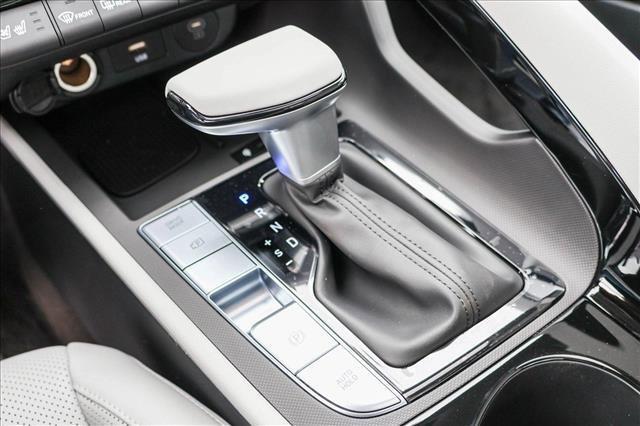 new 2025 Hyundai ELANTRA HEV car, priced at $29,293