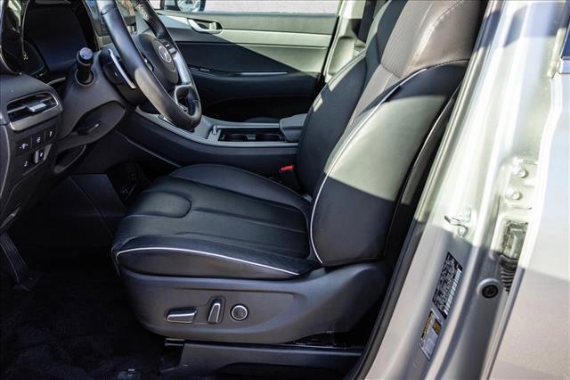 used 2025 Hyundai Palisade car, priced at $34,295