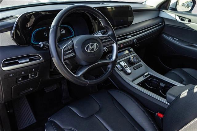 used 2025 Hyundai Palisade car, priced at $34,295