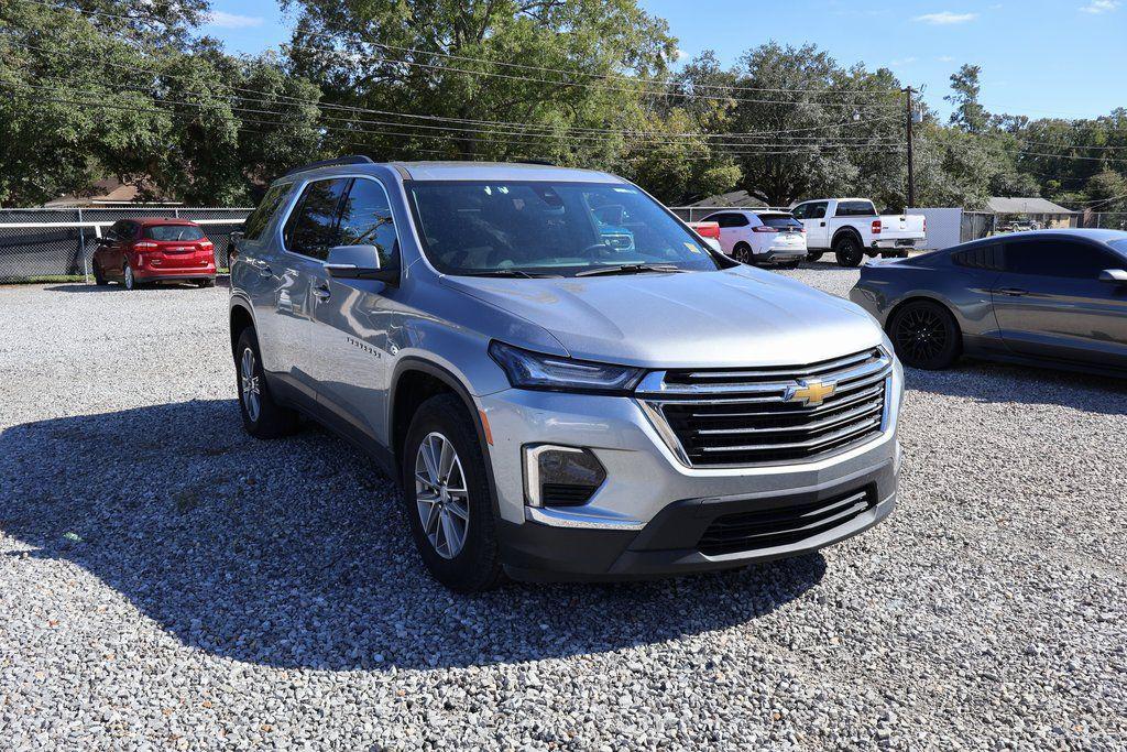 used 2023 Chevrolet Traverse car, priced at $26,365