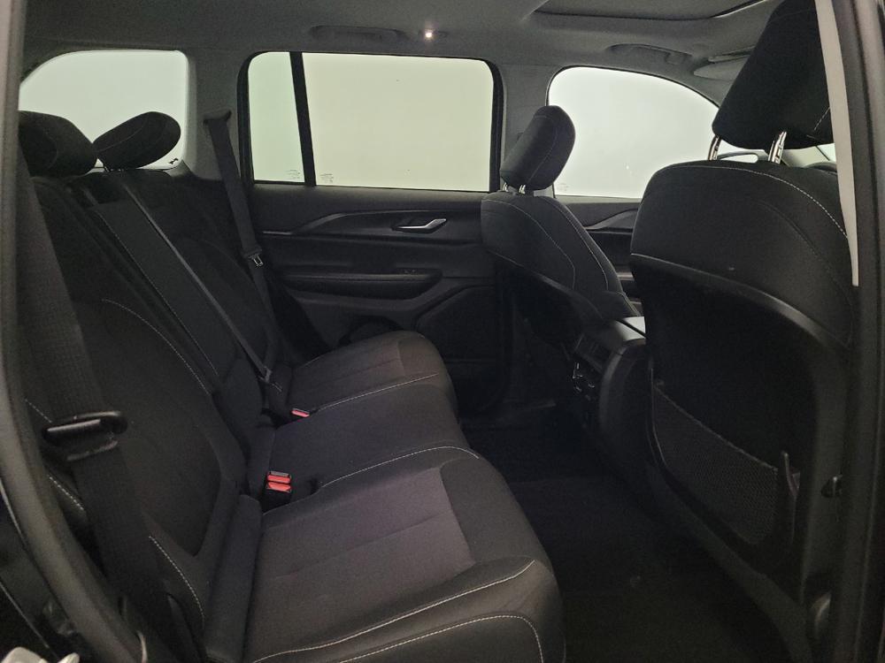 used 2023 Jeep Grand Cherokee car, priced at $28,895
