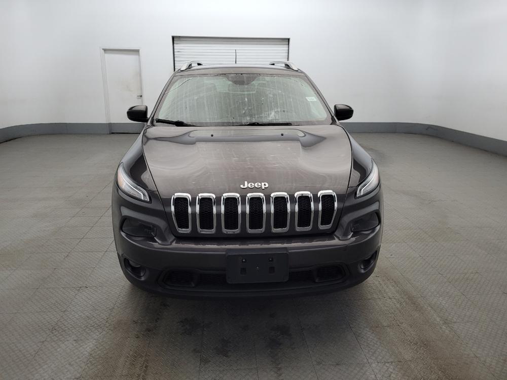 used 2016 Jeep Cherokee car, priced at $16,395