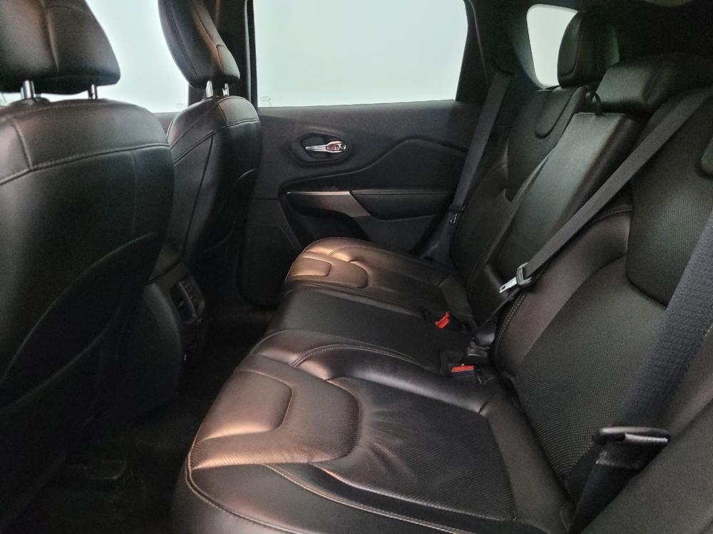 used 2021 Jeep Cherokee car, priced at $23,095