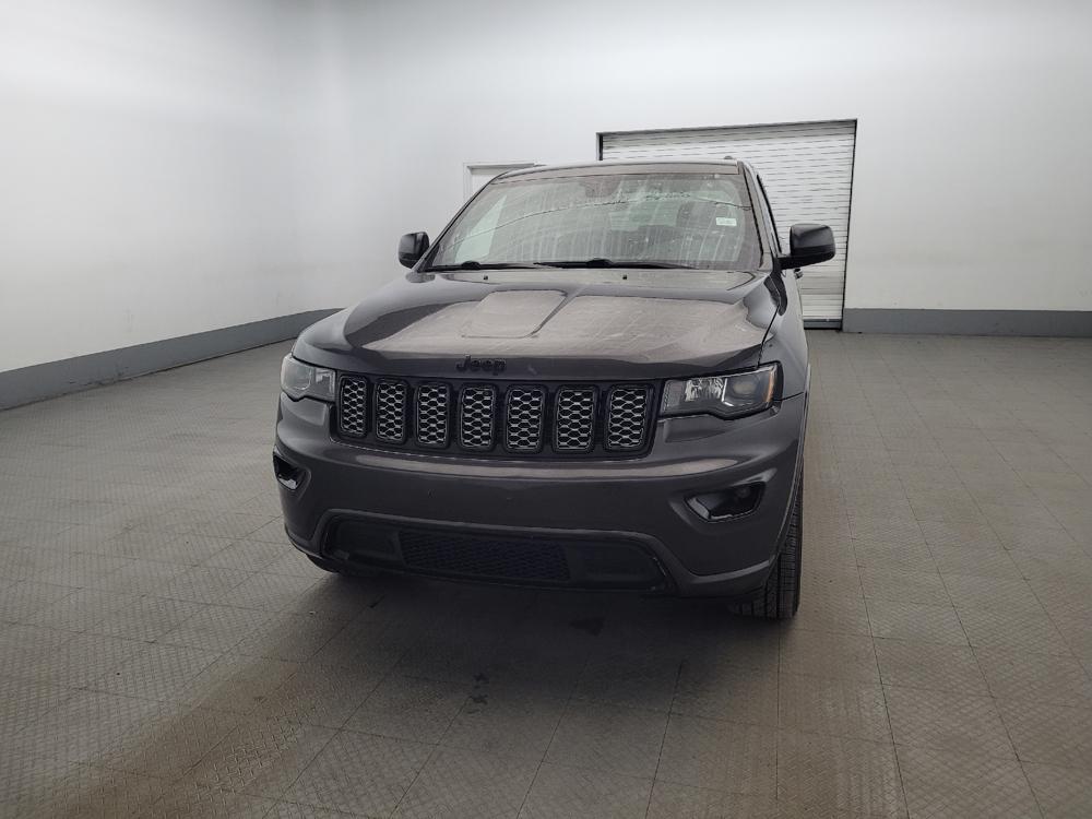 used 2018 Jeep Grand Cherokee car, priced at $18,395