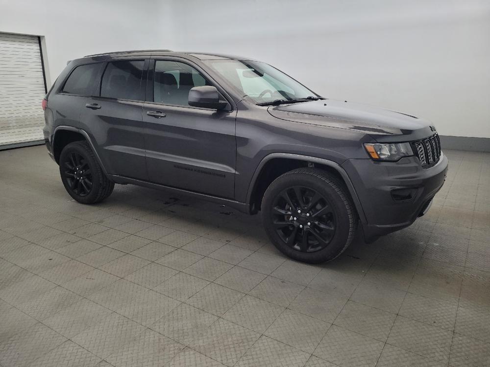 used 2018 Jeep Grand Cherokee car, priced at $18,395