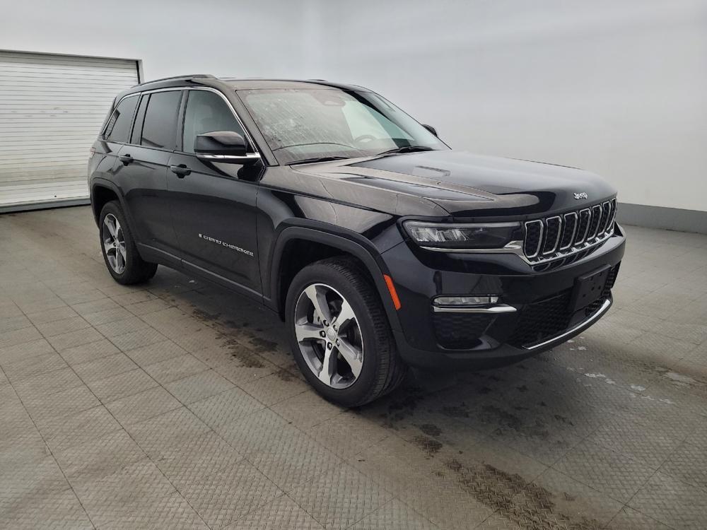used 2023 Jeep Grand Cherokee car, priced at $28,595