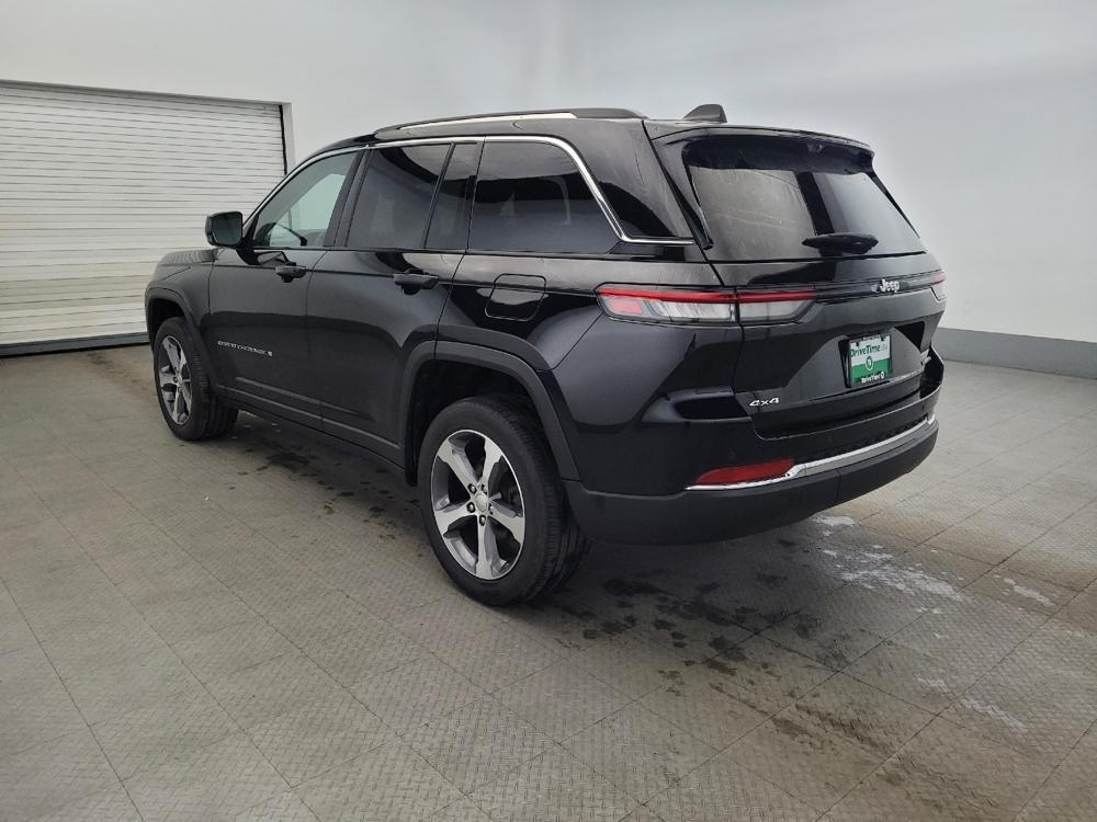 used 2023 Jeep Grand Cherokee car, priced at $28,595