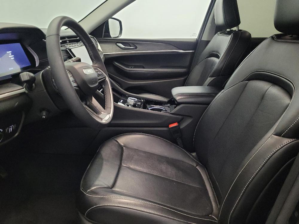 used 2023 Jeep Grand Cherokee car, priced at $28,595