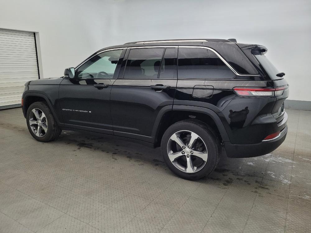 used 2023 Jeep Grand Cherokee car, priced at $28,595