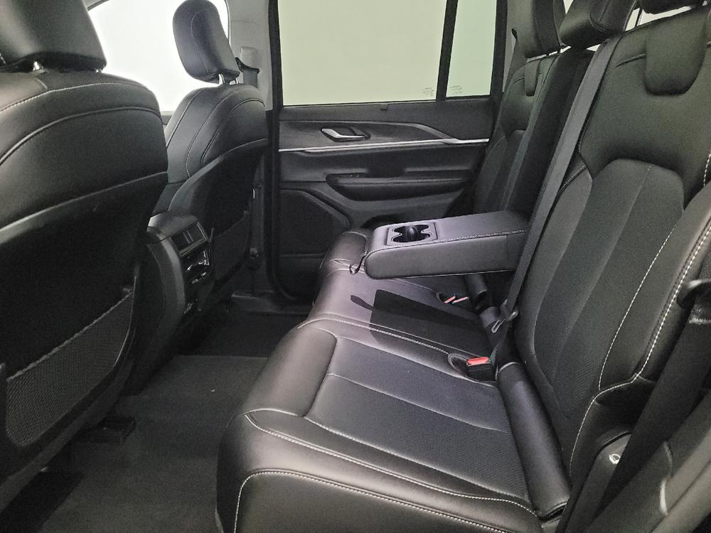 used 2023 Jeep Grand Cherokee car, priced at $28,595