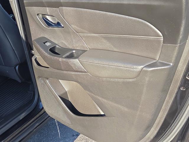 used 2023 Chevrolet Traverse car, priced at $35,995