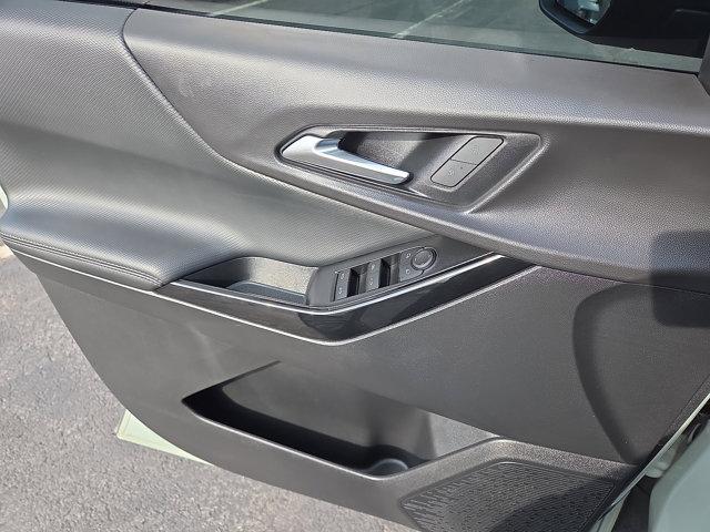 used 2025 Chevrolet Equinox car, priced at $29,999