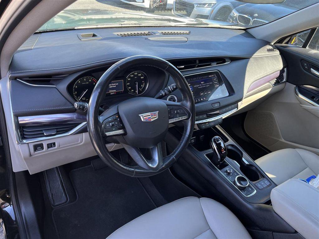 used 2022 Cadillac XT4 car, priced at $21,980