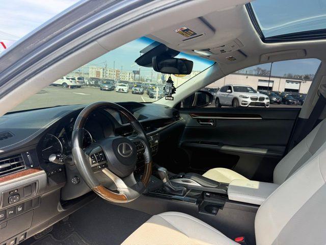used 2017 Lexus ES 350 car, priced at $22,402
