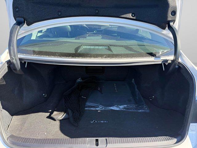 used 2018 Lexus ES 350 car, priced at $20,857