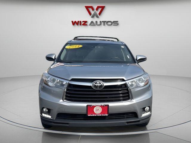 used 2014 Toyota Highlander car, priced at $21,493