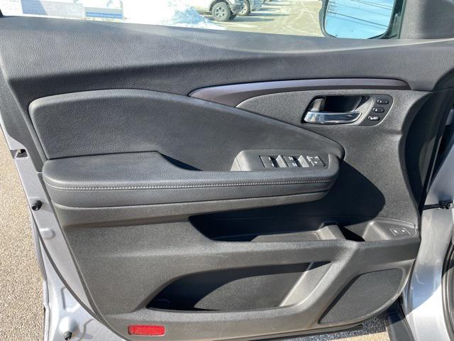 used 2021 Honda Passport car, priced at $25,498