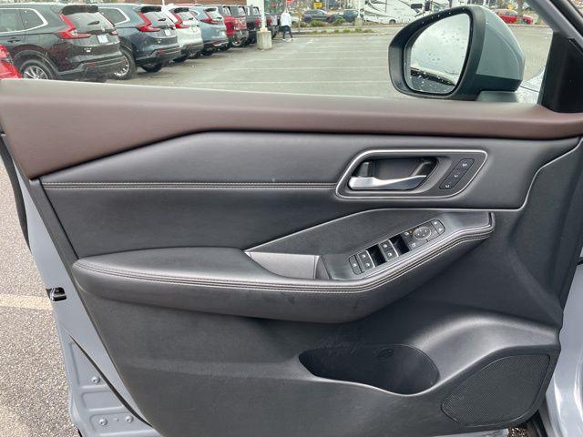 used 2021 Nissan Rogue car, priced at $18,220