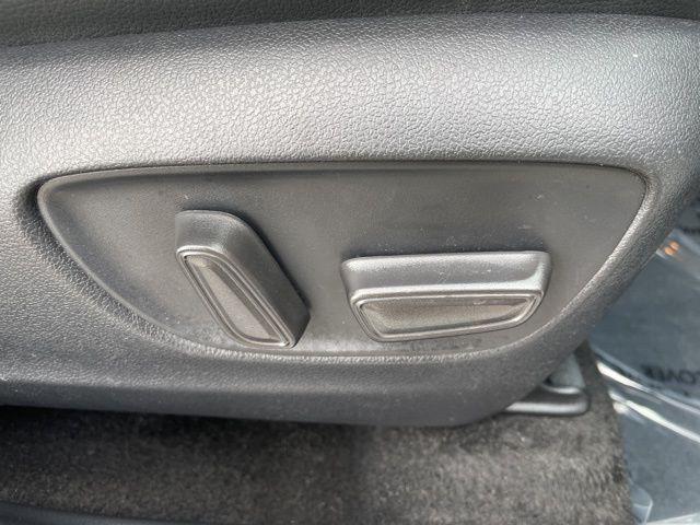 used 2023 Toyota Highlander car, priced at $36,798