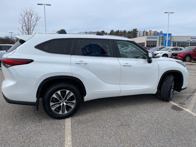 used 2023 Toyota Highlander car, priced at $36,798