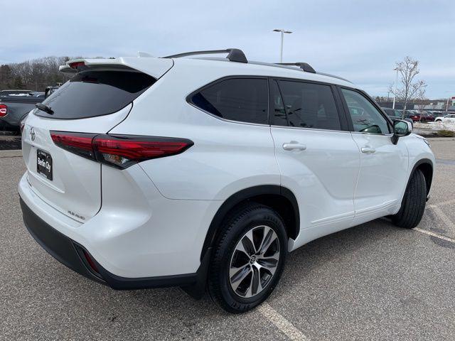 used 2023 Toyota Highlander car, priced at $36,798