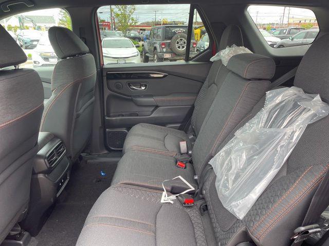 new 2026 Honda Pilot car, priced at $47,044