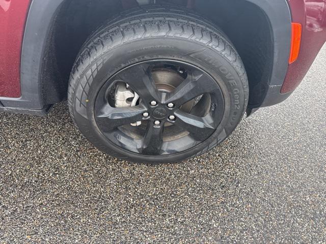 used 2023 Jeep Grand Cherokee car, priced at $31,544