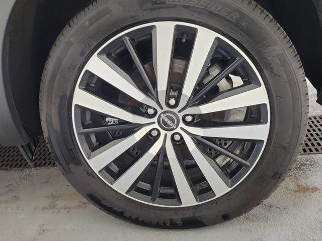 used 2023 Nissan Pathfinder car, priced at $36,451