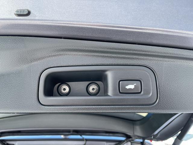 used 2022 Honda Pilot car, priced at $34,861