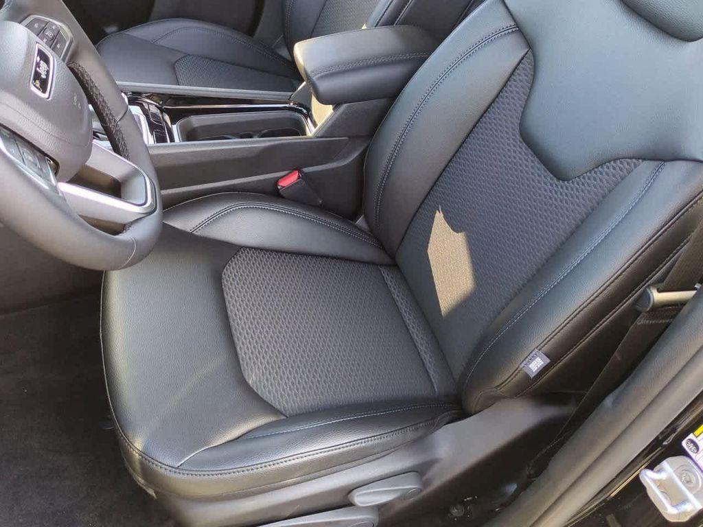 new 2026 Jeep Compass car, priced at $28,528