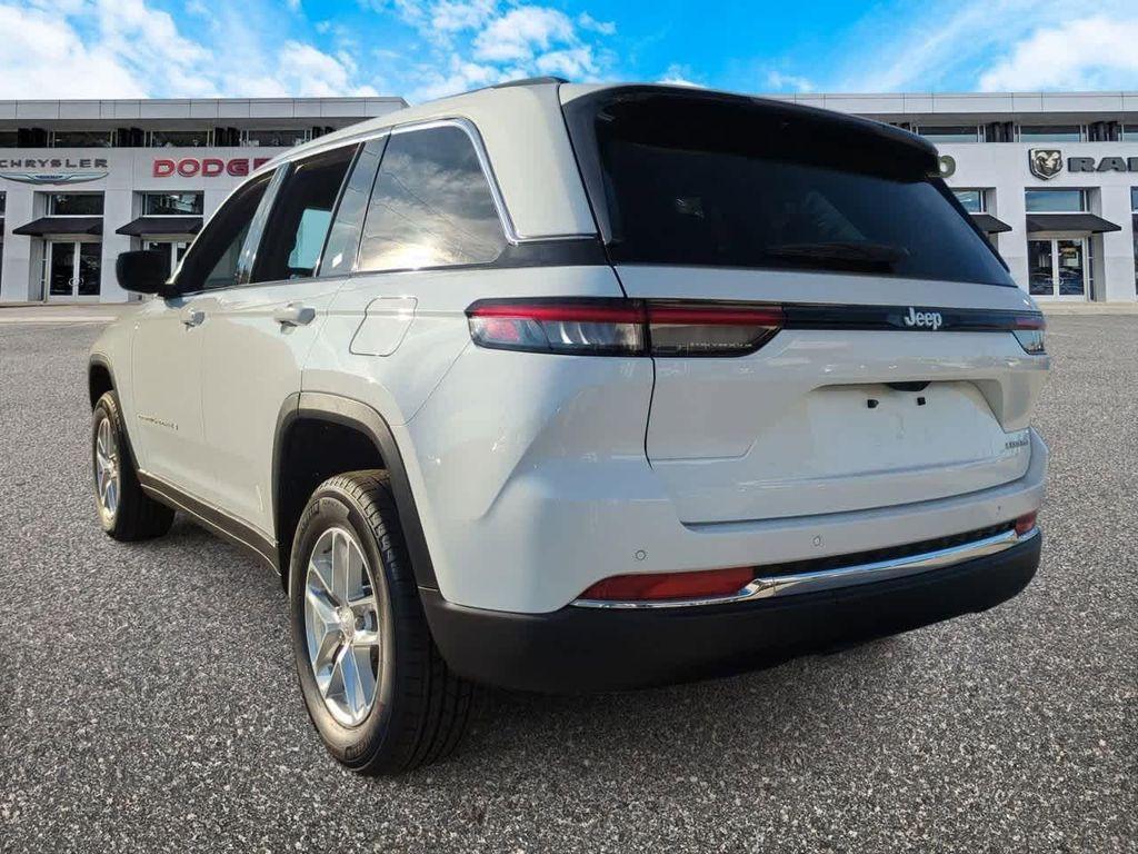 new 2025 Jeep Grand Cherokee car, priced at $32,289