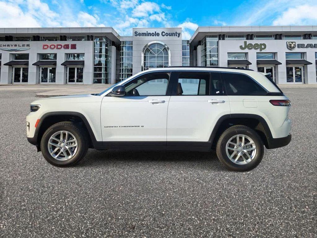 new 2025 Jeep Grand Cherokee car, priced at $32,289
