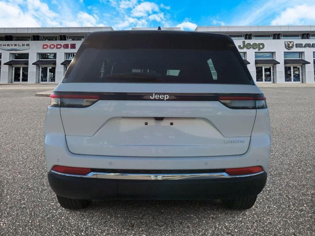 new 2025 Jeep Grand Cherokee car, priced at $32,289