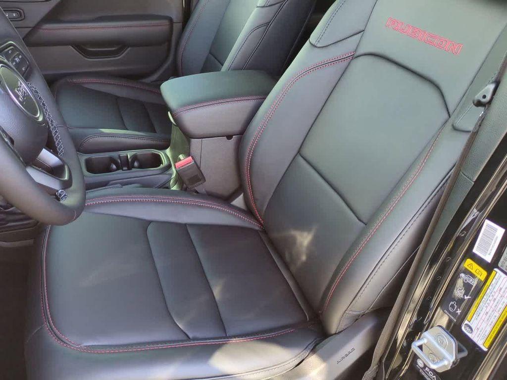 new 2026 Jeep Gladiator car, priced at $58,154