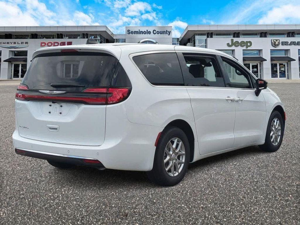 new 2026 Chrysler Pacifica car, priced at $37,486