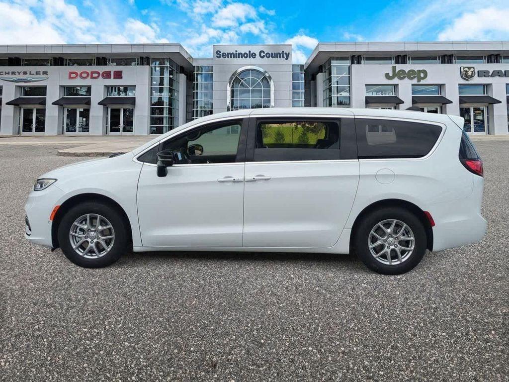 new 2026 Chrysler Pacifica car, priced at $37,486