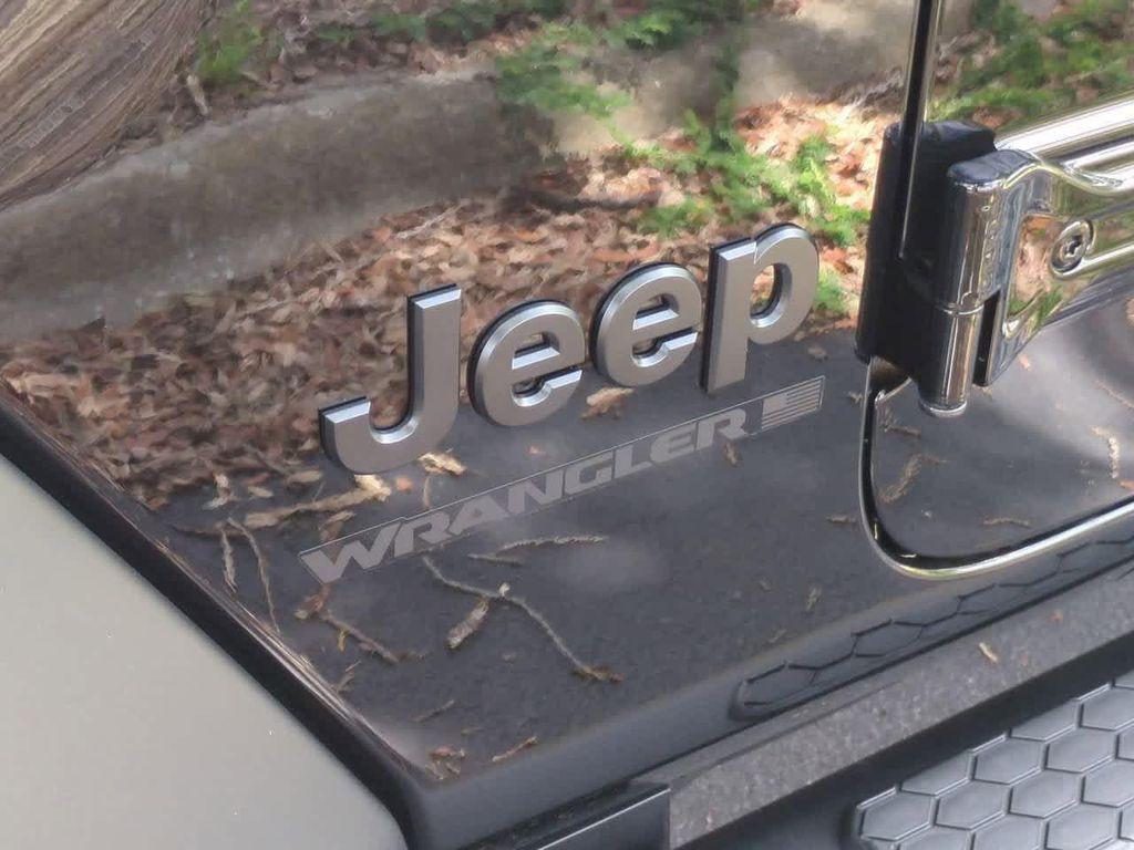 new 2025 Jeep Wrangler car, priced at $30,586