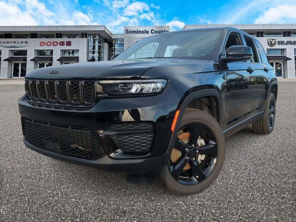 new 2025 Jeep Grand Cherokee car, priced at $40,364
