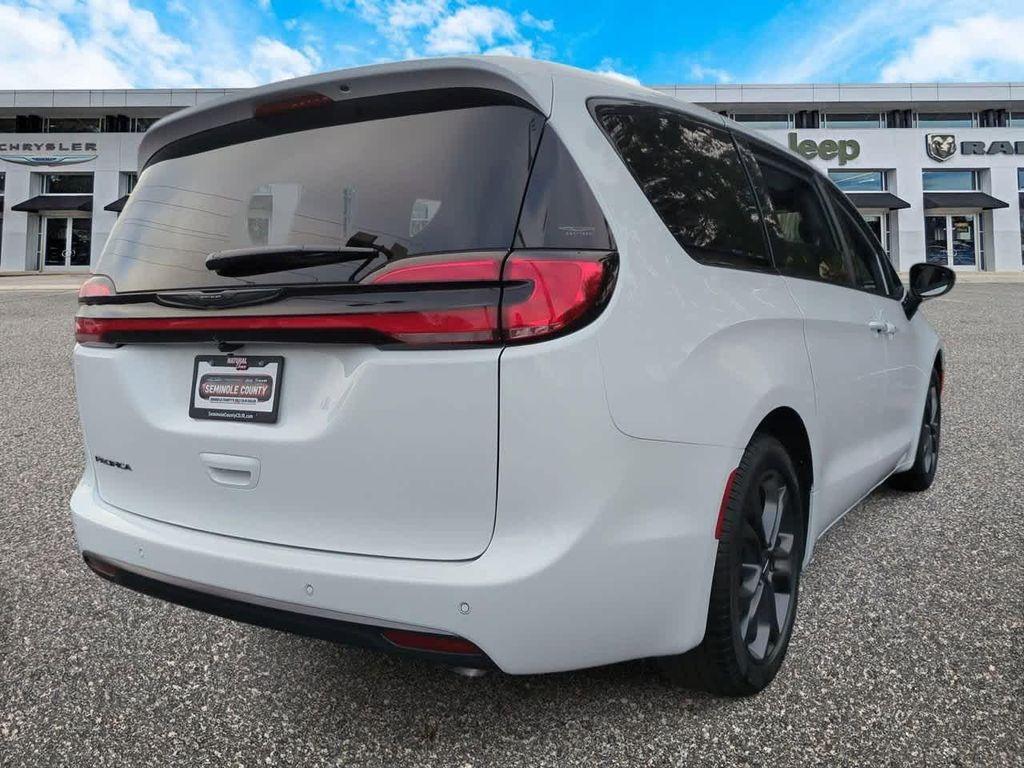 new 2026 Chrysler Pacifica car, priced at $40,766