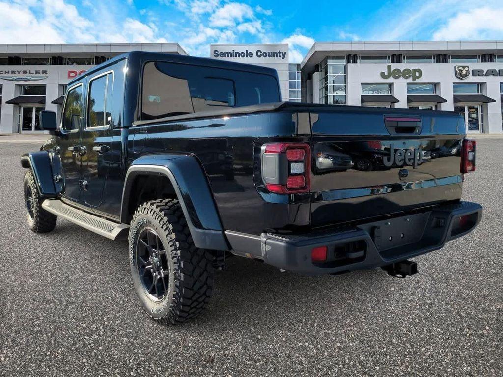 new 2025 Jeep Gladiator car, priced at $45,211