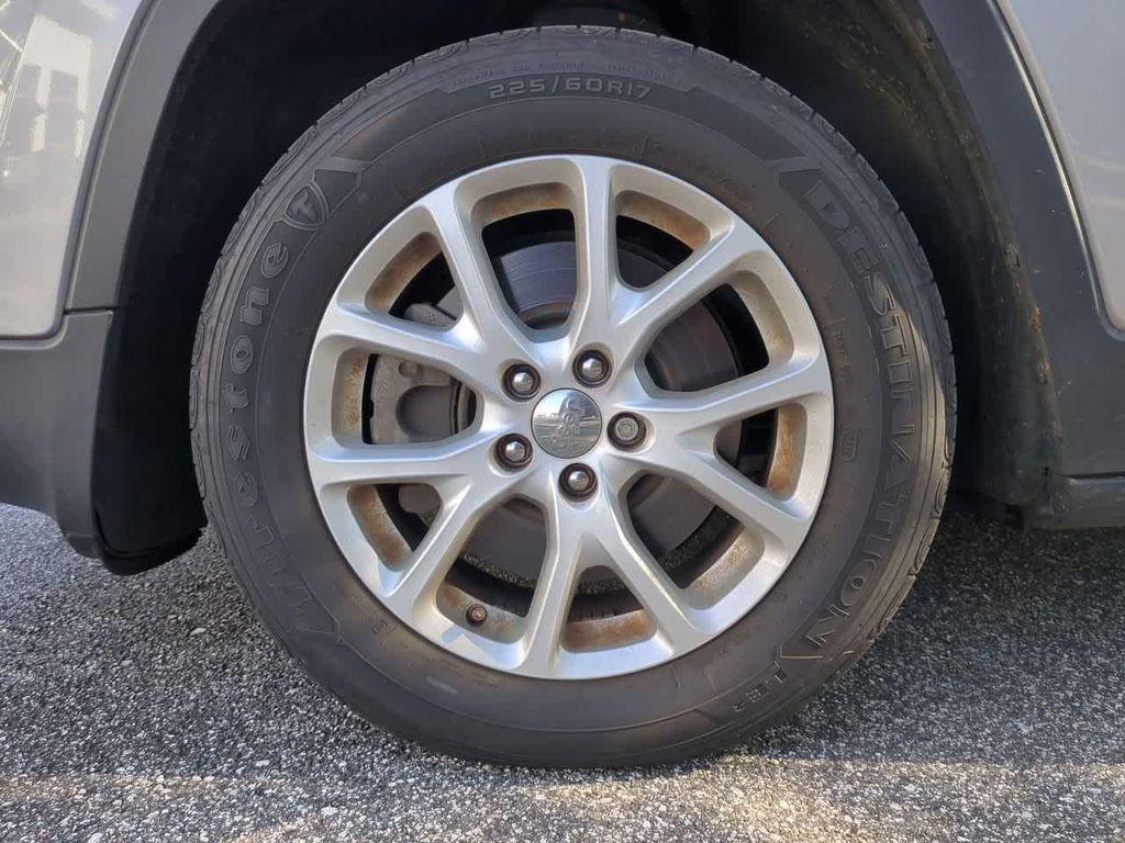 used 2017 Jeep Cherokee car, priced at $13,995