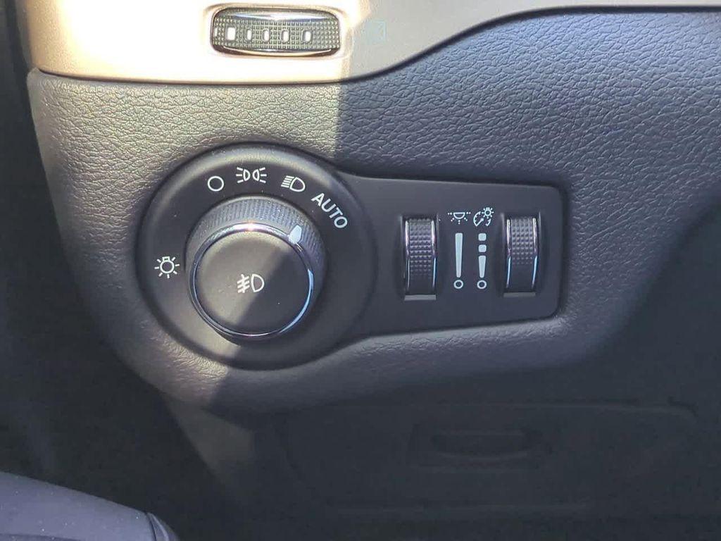 used 2017 Jeep Cherokee car, priced at $13,995