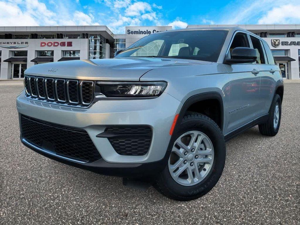 new 2025 Jeep Grand Cherokee car, priced at $37,054