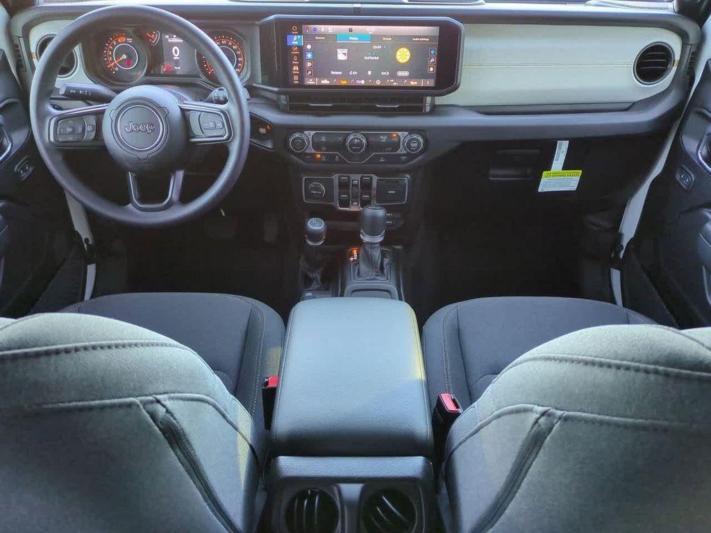 new 2026 Jeep Wrangler car, priced at $42,669