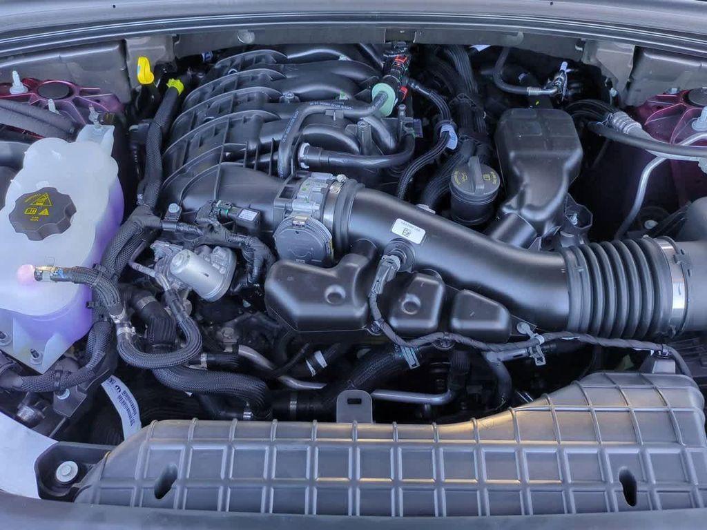 new 2025 Jeep Grand Cherokee car, priced at $35,154